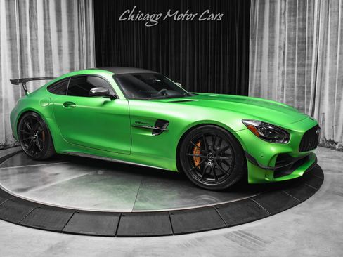 Used 2018 Mercedes-Benz AMG GT R image 6