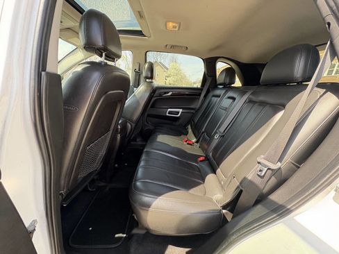 Used 2014 Chevrolet Captiva Sport LTZ FWD image 21