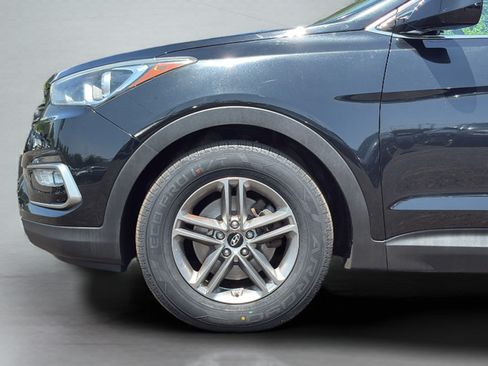 Used 2017 Hyundai Santa Fe Sport AWD/4WD image 23