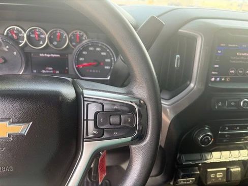 Used 2021 Chevrolet Silverado 2500 Custom w/ Custom Value Package AWD/4WD image 16