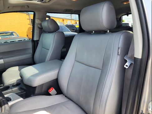 Used 2008 Toyota Sequoia Limited RWD image 15