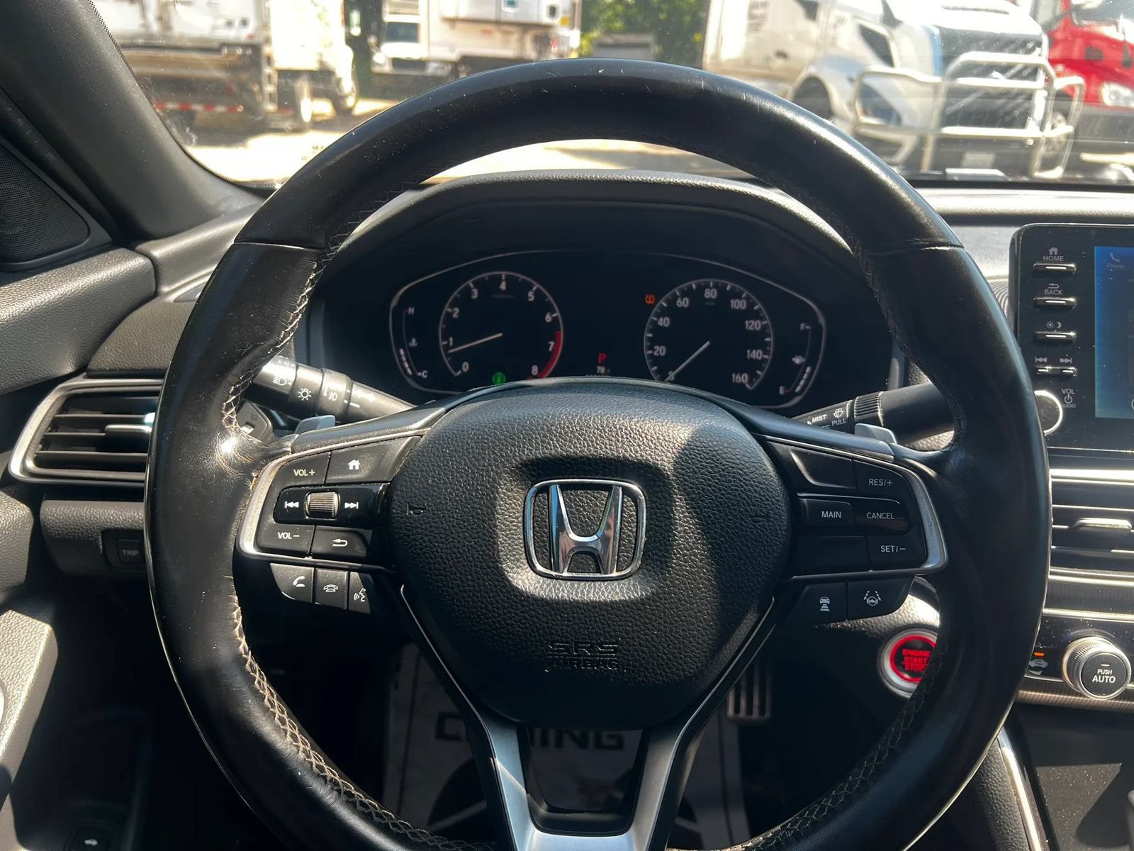 Used 2018 Honda Accord Sport image 14