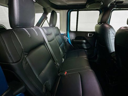 Used 2020 Jeep Wrangler Unlimited Sahara w/ Uconnect 4C Nav & Sound Group image 26