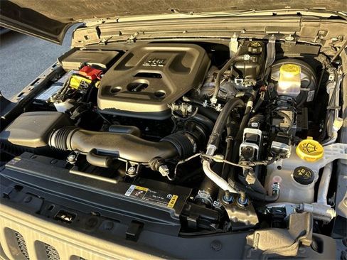 Used 2023 Jeep Wrangler Sport S image 28