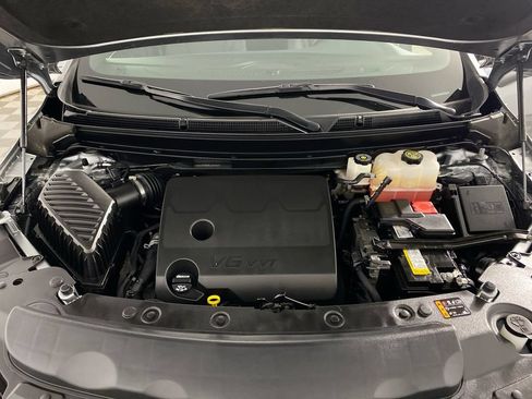 Certified 2024 Buick Enclave Essence AWD/4WD image 24