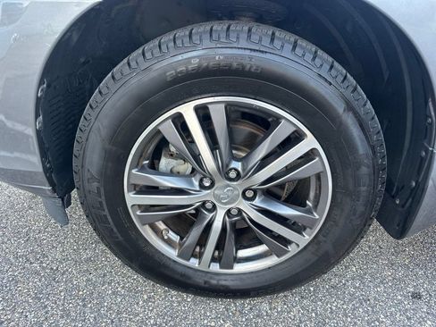 Used 2020 Jeep Grand Cherokee Altitude AWD/4WD image 39