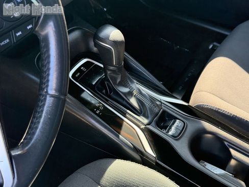 Used 2022 Toyota Corolla SE w/ Carpet Mat Package (TMS) image 13