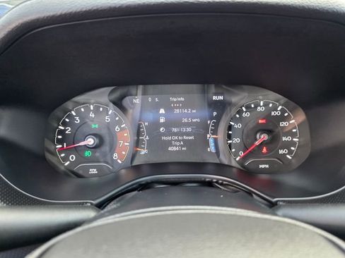 Used 2022 Jeep Compass Altitude image 23