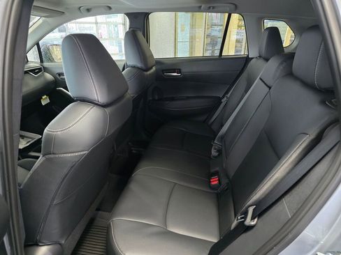 Certified 2026 Toyota Corolla Cross XLE image 38