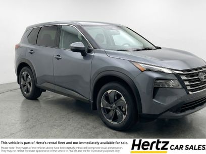 Used 2025 Nissan Rogue SV