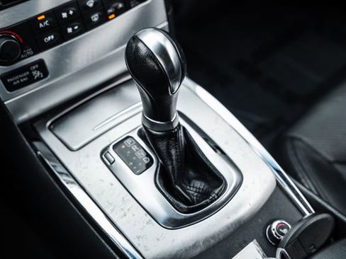 Used 2014 INFINITI Q60 Journey w/ Premium Package image 11