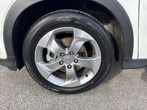 Used 2022 Honda HR-V LX image 40