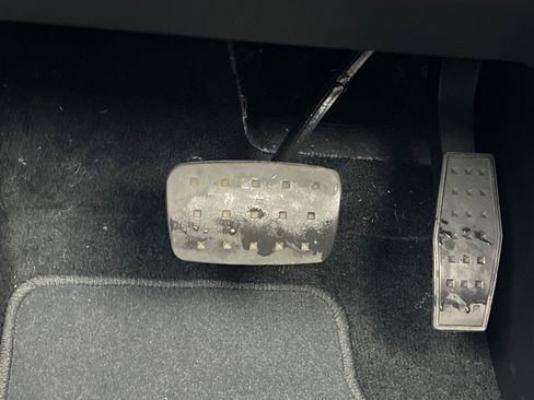 Certified 2024 Chevrolet Traverse RS w/ LPO, Floor Liner Package image 45