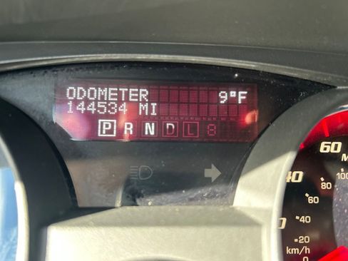 Used 2012 GMC Acadia Denali image 32