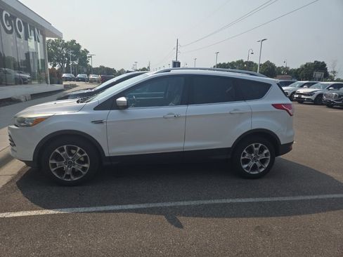 Used 2014 Ford Escape Titanium w/ Equipment Group 401A AWD/4WD image 7