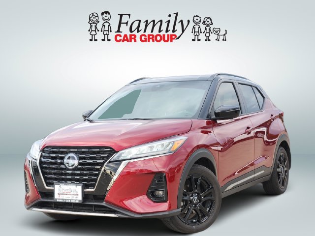 Used 2023 Nissan Kicks SR w/ SR Premium Package FWD image 1