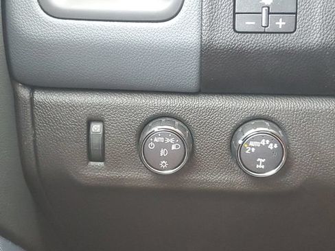 Certified 2022 Chevrolet Colorado Z71 AWD/4WD image 18