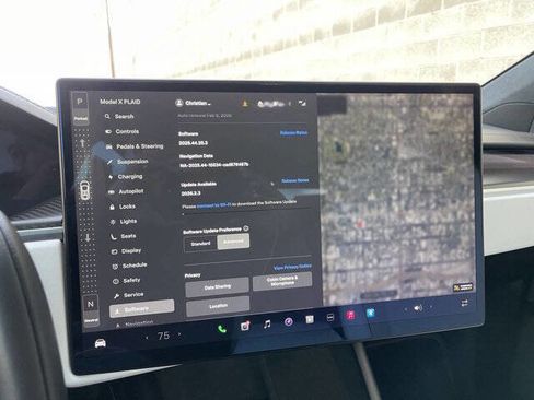 Used 2023 Tesla Model X Plaid image 28