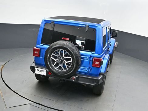 Used 2024 Jeep Wrangler Sahara w/ Technology Group image 37