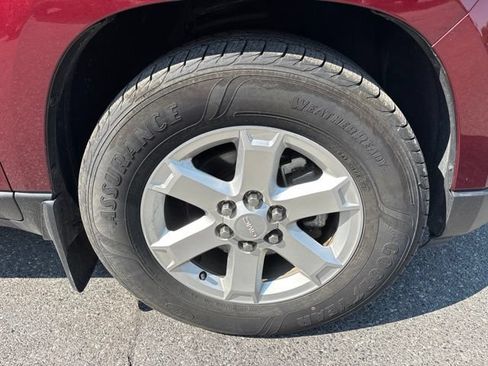 Used 2016 GMC Acadia SLE AWD/4WD image 29