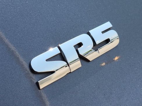 Used 2016 Toyota 4Runner SR5 AWD/4WD image 12