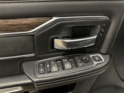 Used 2019 RAM 2500 Laramie AWD/4WD image 33
