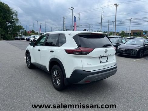 Used 2023 Nissan Rogue S AWD/4WD image 5