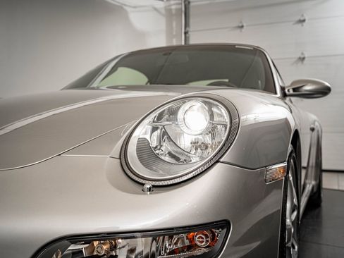 Used 2005 Porsche 911 Carrera S image 15