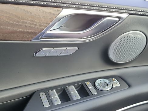 Certified 2026 Genesis GV80 2.5T Prestige AWD/4WD image 13