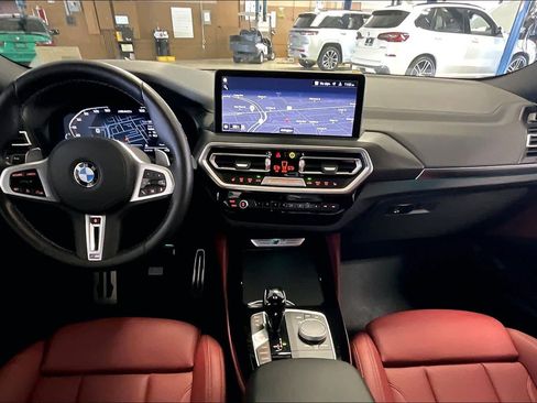 Certified 2025 BMW X4 M40i image 15