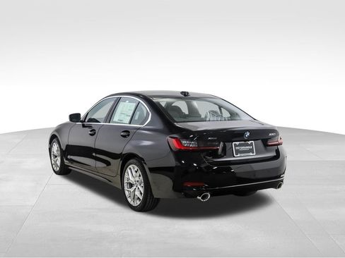 Certified 2025 BMW 330i xDrive Sedan w/ Convenience Package image 3