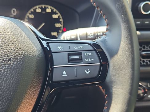 Used 2025 Honda HR-V Sport image 15