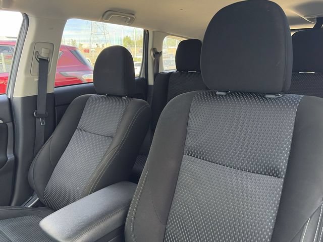 Used 2016 Mitsubishi Outlander ES AWD/4WD image 20