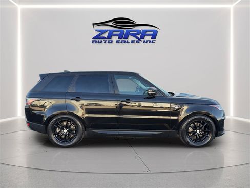 Used 2018 Land Rover Range Rover Sport SE AWD/4WD image 8