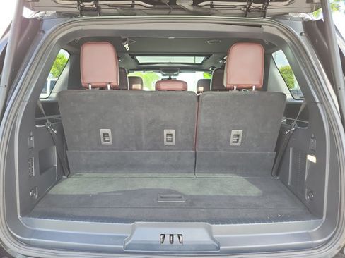 Certified 2022 Ford Expedition Limited AWD/4WD image 9