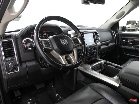 Used 2018 RAM 2500 Laramie AWD/4WD image 25
