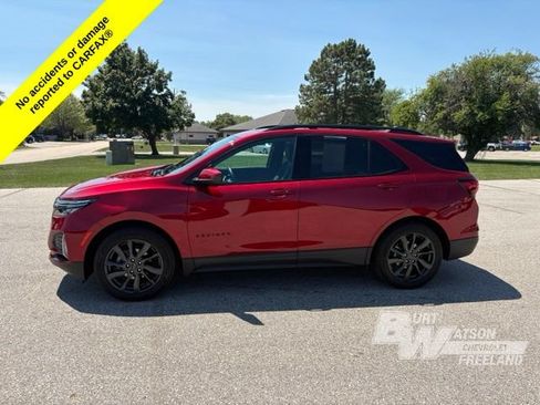 Used 2023 Chevrolet Equinox RS w/ LPO, Floor Liner Package FWD image 3