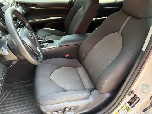 Used 2024 Toyota Camry LE FWD image 16