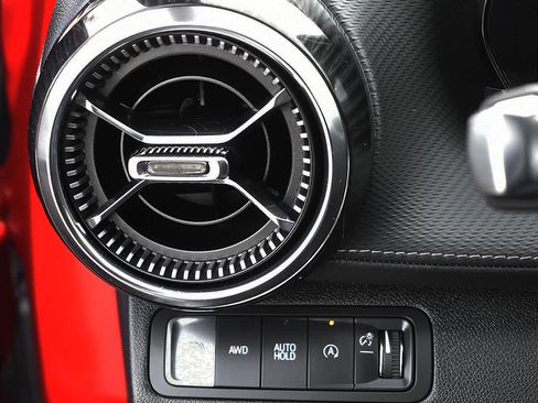 Used 2025 Chevrolet Equinox LT image 22