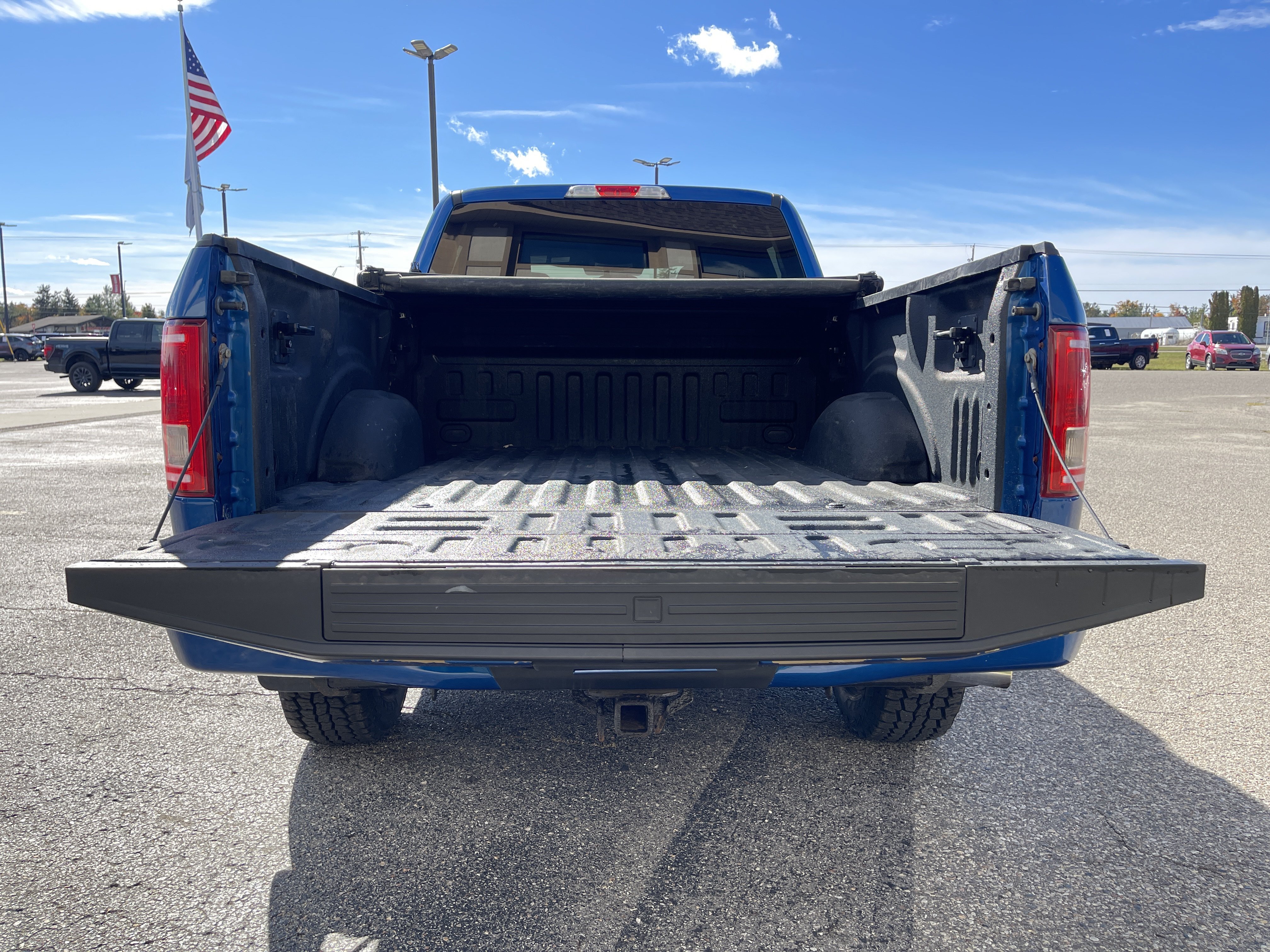 Used 2017 Ford F150 XLT w/ Equipment Group 301A Mid AWD/4WD image 9