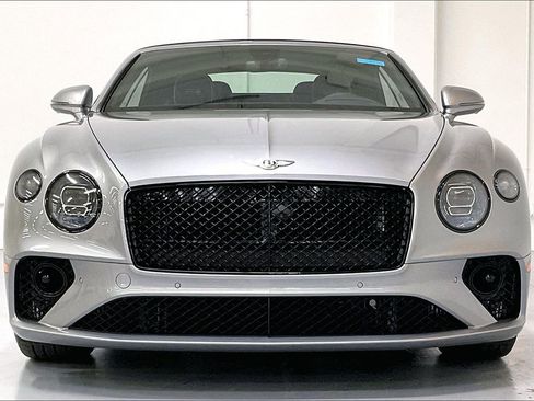 Used 2024 Bentley Continental GT image 2