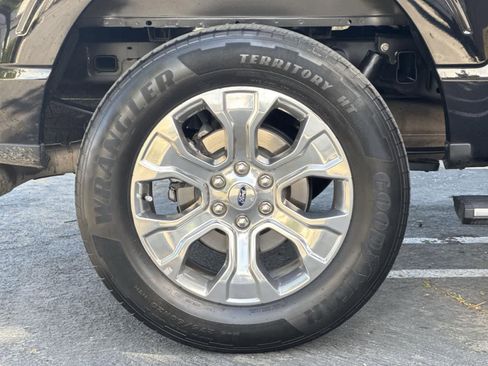 Used 2023 Ford F150 Platinum image 42