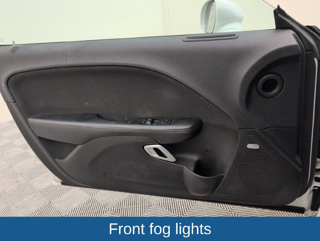 Used 2019 Dodge Challenger R/T RWD image 26
