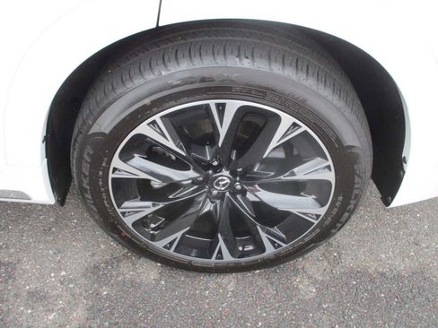 Used 2024 MAZDA CX-90 3.3 Turbo S w/ Premium Plus AWD/4WD image 8
