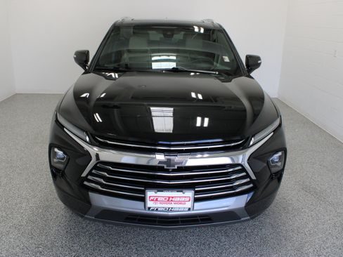 Used 2023 Chevrolet Blazer Premier w/ Driver Confidence II Package AWD/4WD image 3
