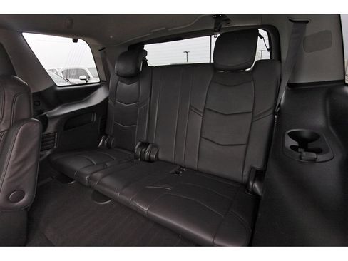 Used 2017 Cadillac Escalade 4WD image 13