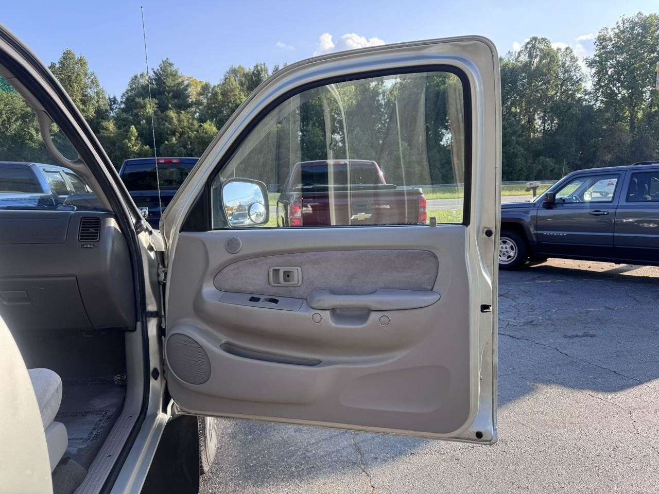 Used 2003 Toyota Tacoma PreRunner w/ SR5 Pkg RWD image 12