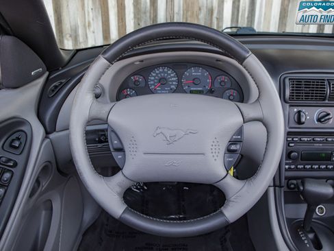 Used 2003 Ford Mustang Convertible image 20