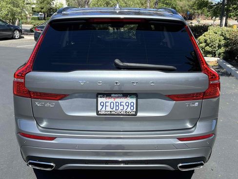 Used 2020 Volvo XC60 T5 R-Design image 18