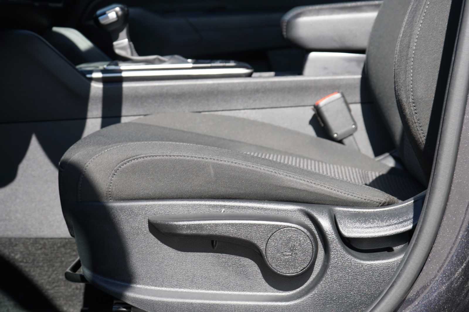 Certified 2026 Kia Sportage LX FWD image 18